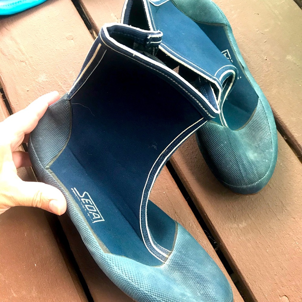 Seda Unisex scuba diving shoes size 8